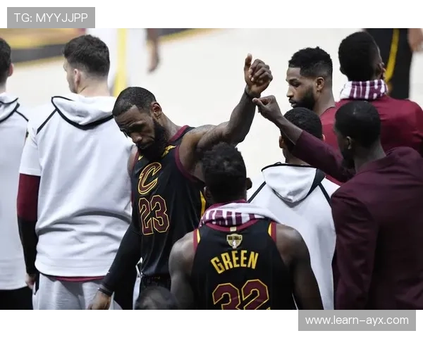 詹姆斯迎来个人生涯新高湖人战胜勇士晋级季后赛决赛