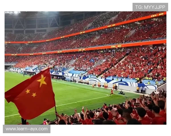 中国足球迎来新赛季高潮 国脚冲击世界杯备战备受关注 中国足球迎来新赛季高潮 国脚冲击世界杯备战备受关注