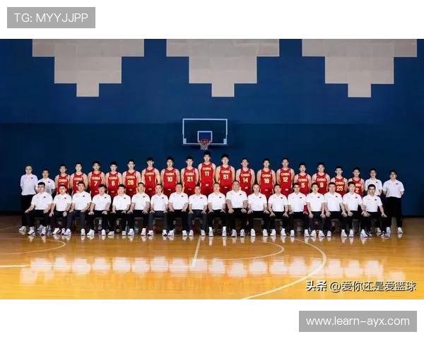 中国篮球队迎战美国梦之队 激烈对抗点燃全球球迷热情 中国篮球队迎战美国梦之队 激烈对抗点燃全球球迷热情