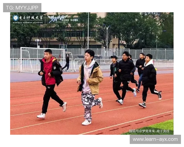 围绕萨拉戈萨俱乐部历史传承发展与未来竞技前景的深度解析标题
